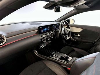 Mercedes-Benz CLA 1.3 CLA180h MHEV AMG Line (Premium) Coupe 7G-DCT Euro 6 (s/s) 4d