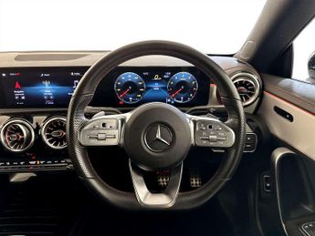 Mercedes-Benz CLA 1.3 CLA180h MHEV AMG Line (Premium) Coupe 7G-DCT Euro 6 (s/s) 4d