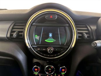 MINI Hatch 1.5 Cooper Classic Euro 6 (s/s) 3dr