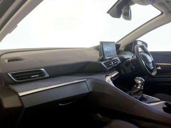 Peugeot 3008 1.2 PureTech Allure Premium + Euro 6 (s/s) 5dr