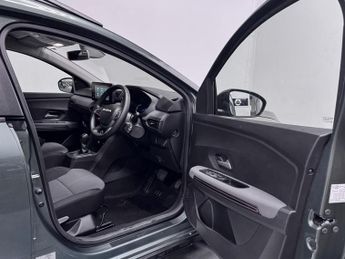 Dacia Jogger 1.6 Hybrid EXTREME MPV 5dr Petrol Hybrid Auto Euro 6 (s/s) (140 