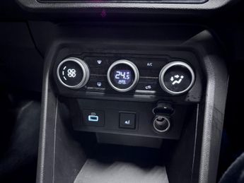 Dacia Jogger 1.6 Hybrid EXTREME MPV 5dr Petrol Hybrid Auto Euro 6 (s/s) (140 