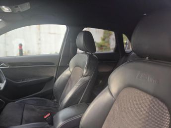 Audi Q3 2.0 TFSI Black Edition S Tronic quattro Euro 6 (s/s) 5dr
