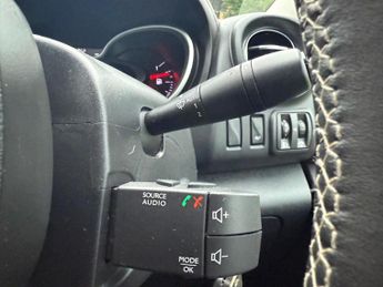 Renault Trafic 2.0 dCi ENERGY 30 Black Edition Crew Van EDC LWB Euro 6 (s/s) 6d