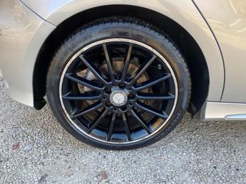 Mercedes-Benz A Class 2.1 A200d AMG Line (Premium) 7G-DCT Euro 6 (s/s) 5dr