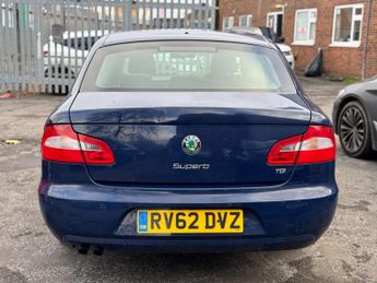 Skoda Superb 1.6 TDI S GreenLine II Euro 5 (s/s) 5dr