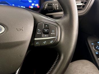 Ford Kuga 2.5 Duratec 14.4kWh Vignale CVT Euro 6 (s/s) 5dr