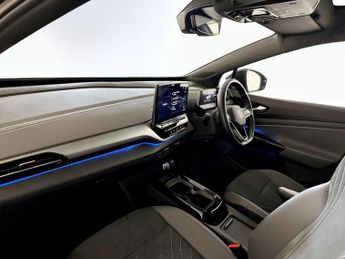Volkswagen ID.5 Pro 77kWh Style Auto 5dr