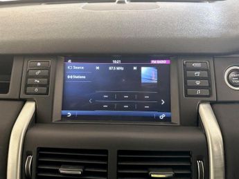 Land Rover Discovery Sport 2.0 TD4 SE Auto 4WD Euro 6 (s/s) 5dr