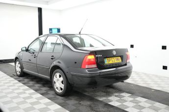 Volkswagen Bora 1.6 SE 4dr