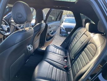 Mercedes-Benz GLC 2.1 GLC250d AMG Line (Premium) G-Tronic 4MATIC Euro 6 (s/s) 5dr
