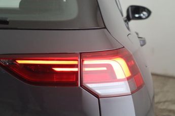 Volkswagen Golf 1.5 TSI Life Euro 6 (s/s) 5dr