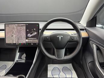 Tesla Model 3 (Dual Motor) Long Range Auto 4WDE 4dr