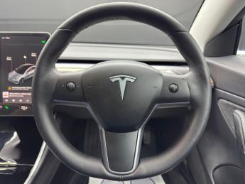 Tesla Model 3 (Dual Motor) Long Range Auto 4WDE 4dr