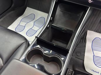 Tesla Model 3 (Dual Motor) Long Range Auto 4WDE 4dr