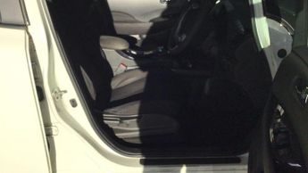 Nissan Leaf 24kWh Acenta Auto 5dr