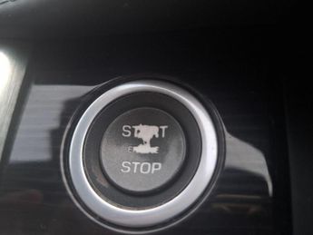 Land Rover Range Rover Evoque 2.0 TD4 Autobiography Auto 4WD Euro 6 (s/s) 5dr