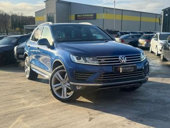 Volkswagen Touareg 3.0 TDI V6 BlueMotion Tech R-Line Tiptronic 4WD Euro 6 (s/s) 5dr