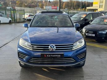 Volkswagen Touareg 3.0 TDI V6 BlueMotion Tech R-Line Tiptronic 4WD Euro 6 (s/s) 5dr