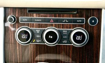 Land Rover Range Rover 4.4 SD V8 Autobiography Auto 4WD Euro 6 (s/s) 5dr