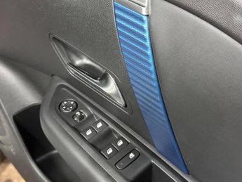 Citroen e-C4 50kWh Sense Auto 5dr (7.4kW Charger)