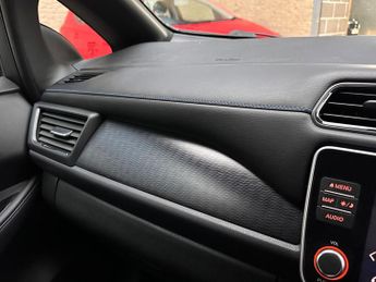 Nissan Leaf 40kWh N-Connecta Auto 5dr