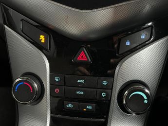 Chevrolet Cruze 1.8 LT Euro 5 4dr