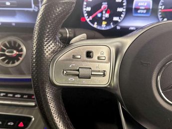 Mercedes-Benz CLS 2.0 CLS300d AMG Line Coupe G-Tronic Euro 6 (s/s) 4dr