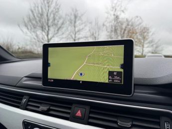 Audi A4 Avant 2.0 TDI S line S Tronic quattro Euro 6 (s/s) 5dr