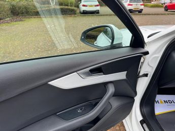 Audi A4 Avant 2.0 TDI S line S Tronic quattro Euro 6 (s/s) 5dr