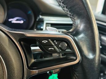 Porsche Macan 3.0 TD V6 S PDK 4WD Euro 6 (s/s) 5dr