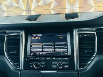 Porsche Macan 3.0 TD V6 S PDK 4WD Euro 6 (s/s) 5dr