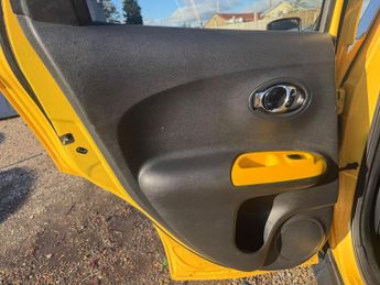 Nissan Juke 1.6 Tekna XTRON Euro 5 5dr