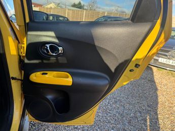 Nissan Juke 1.6 Tekna XTRON Euro 5 5dr