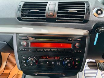 BMW 1 Series 2.0 120d SE Steptronic Euro 4 5dr