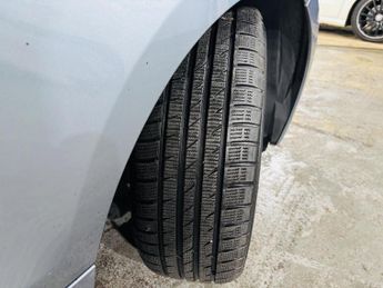 BMW 1 Series 2.0 120d SE Steptronic Euro 4 5dr