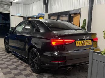 Audi A3 1.0 TFSI 30 Black Edition S Tronic Euro 6 (s/s) 4dr