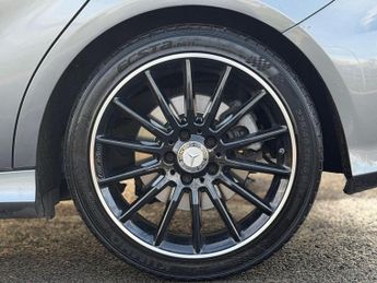 Mercedes-Benz A Class 2.1 A220d AMG Line (Premium) 7G-DCT Euro 6 (s/s) 5dr