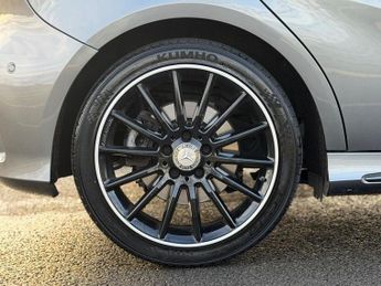 Mercedes-Benz A Class 2.1 A220d AMG Line (Premium) 7G-DCT Euro 6 (s/s) 5dr