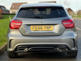 Mercedes-Benz A Class 2.1 A220d AMG Line (Premium) 7G-DCT Euro 6 (s/s) 5dr