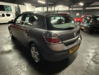 Vauxhall Astra 1.6i 16v Club 5dr