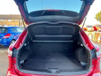 Nissan Qashqai 1.2 DIG-T N-Connecta XTRON Euro 6 (s/s) 5dr