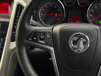 Vauxhall Astra 1.6 16v Exclusiv Euro 5 5dr