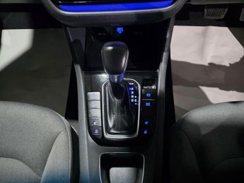 Hyundai IONIQ 1.6 h-GDi 8.9kWh Premium DCT Euro 6 (s/s) 5dr