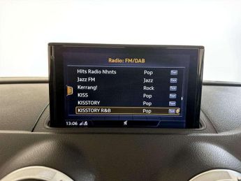 Audi A3 Cabriolet 1.5 TFSI CoD S line Euro 6 (s/s) 2dr