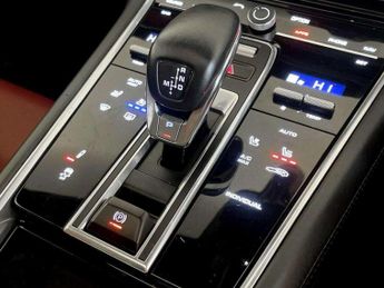 Porsche Panamera 2.9 V6 E-Hybrid 14kWh 4 Saloon PDK 4WD Euro 6 (s/s) 5dr