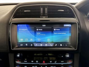 Jaguar F-PACE 2.0 D180 Portfolio Auto AWD Euro 6 (s/s) 5dr