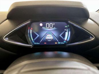 DS AUTOMOBILES DS 3 CROSSBACK E-TENSE 50kWh Ultra Prestige Crossback Auto 5dr