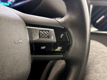 DS AUTOMOBILES DS 3 CROSSBACK E-TENSE 50kWh Ultra Prestige Crossback Auto 5dr