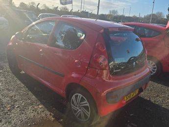 Peugeot 107 1.0 12V Urban Euro 5 5dr